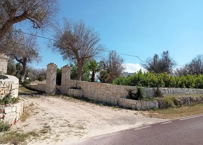 Alojamento de Acomodação e Pequeno-almoço B&B Villa Bello Otranto